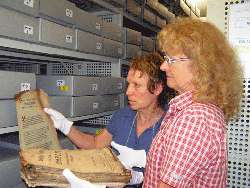 Kreisarchiv Pirna - Archivarinnen und Archivkart